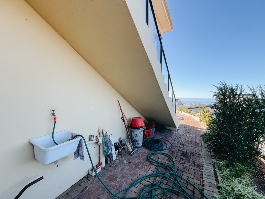 4 Bedroom Property for Sale in Island View Western Cape